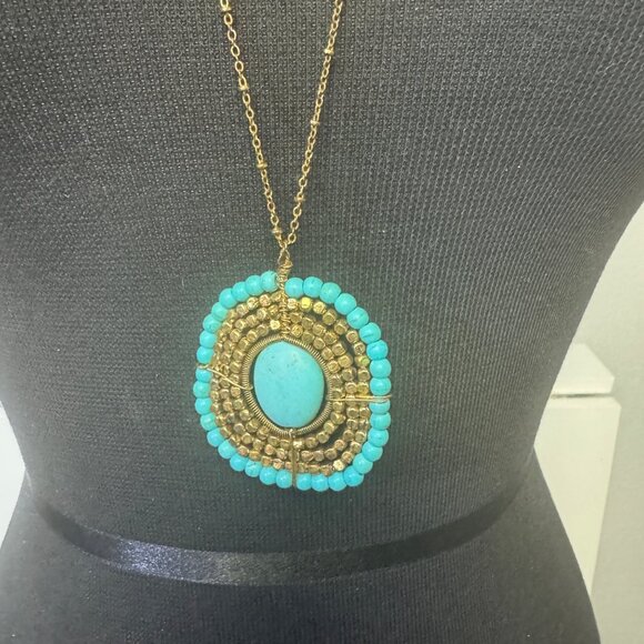 Turquoise Beaded Pendant Gold Chain Necklace 32 Inches Adjustable Lobster Clasp - Picture 2 of 4